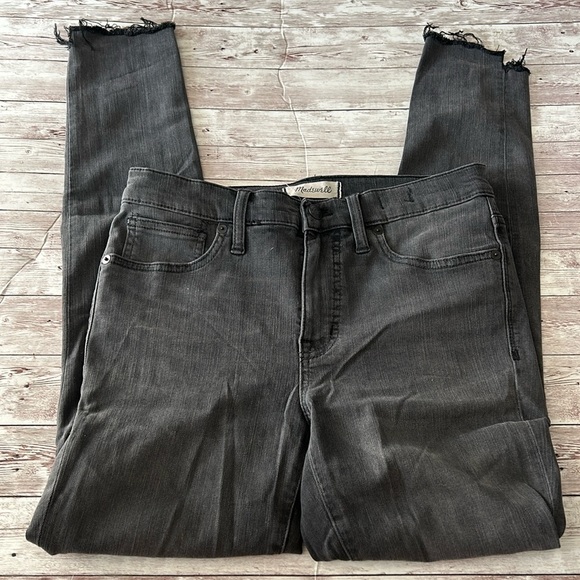 Madewell Faded Black Dark Grey 9” High Rise Skinny Step Raw Hem Jeans - Picture 4 of 14